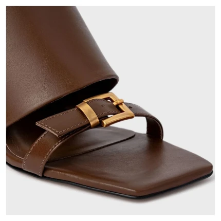 Tamanco Marrom Carrano