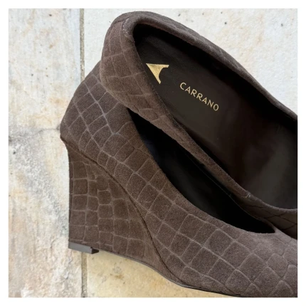 Scarpin Anabela Carrano