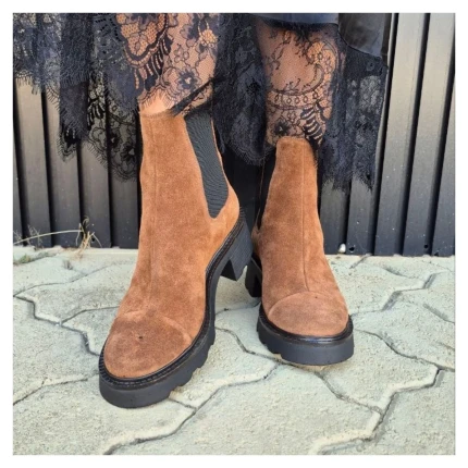 Coturno Chelsea Carrano