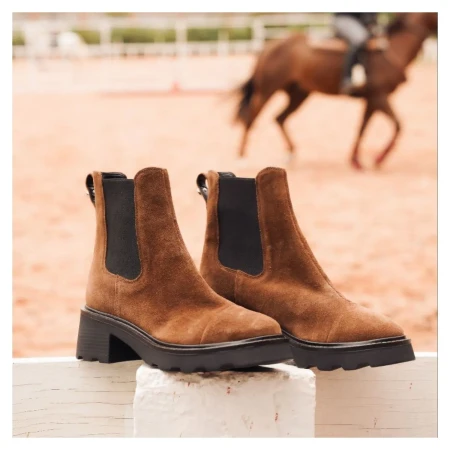 Coturno Chelsea Carrano