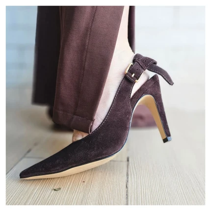 Scarpin Marrom Carrano