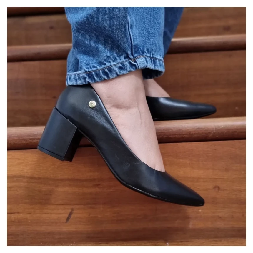 Scarpin Preto Giulia Domna