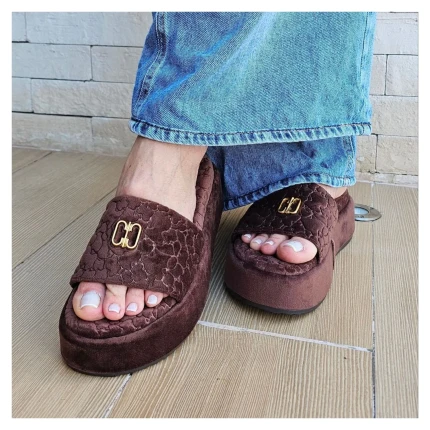 Flat Form Maya Carmim