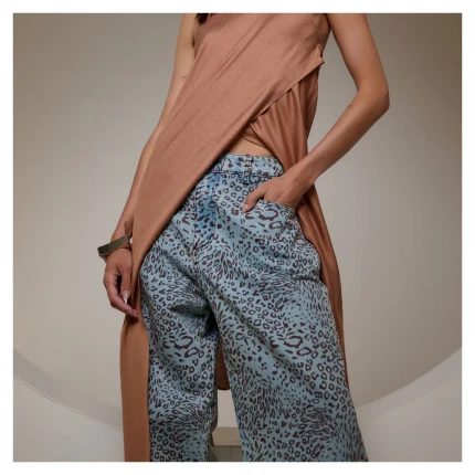 Calça Jeans Animal Print