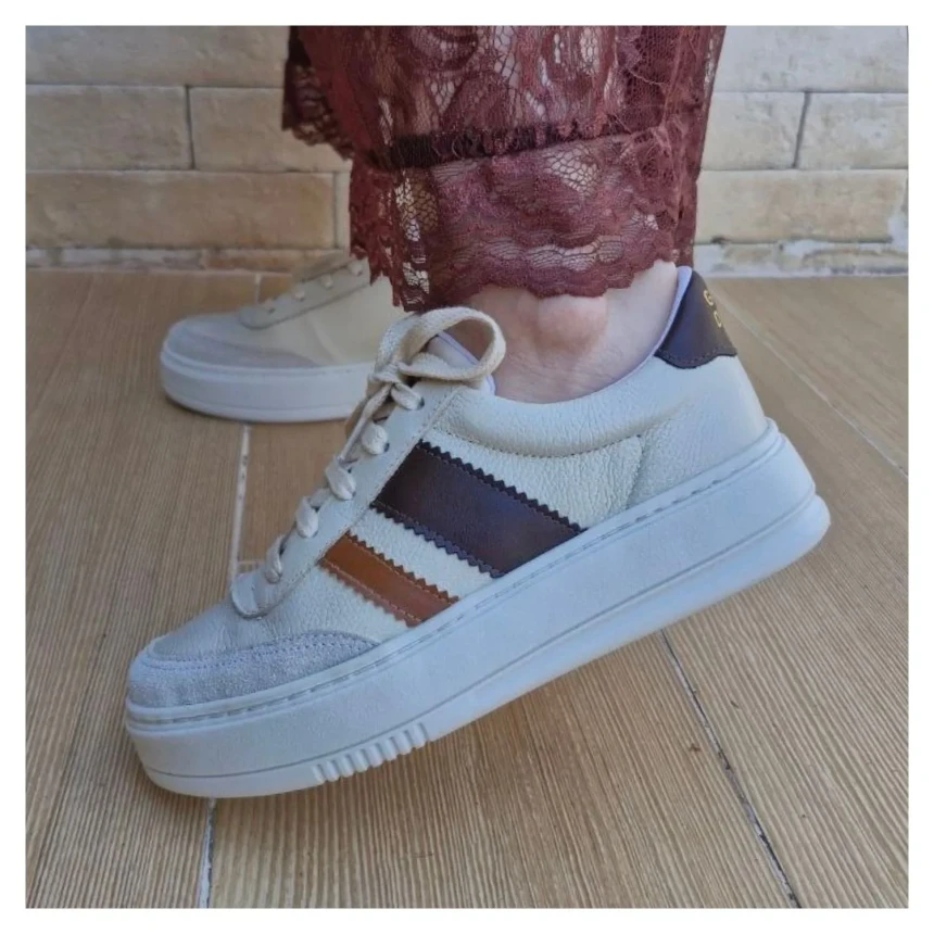 Tênis Listras Giulia Domna