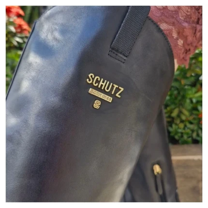 Bota Montaria Schutz