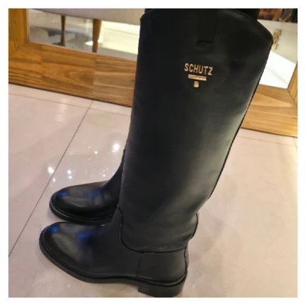 Bota Montaria Schutz