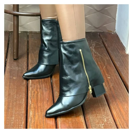 Bota Klaus Tânia