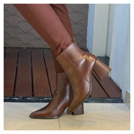 Bota Klaus Cristina