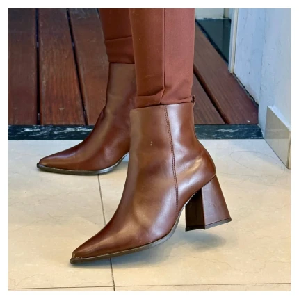 Bota Klaus Cristina