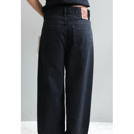 Calça Jeans Black Balloon