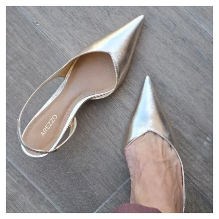 Scarpin Dourado Arezzo