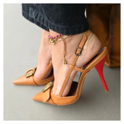 Scarpin Salto Vermelho Schutz