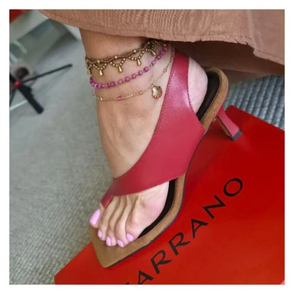 Sandalia Vermelha Carrano
