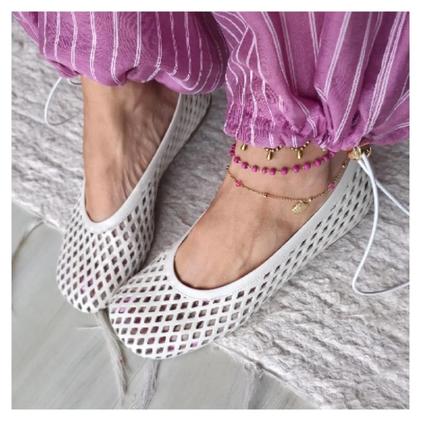 Sapatilha Off-White Carrano