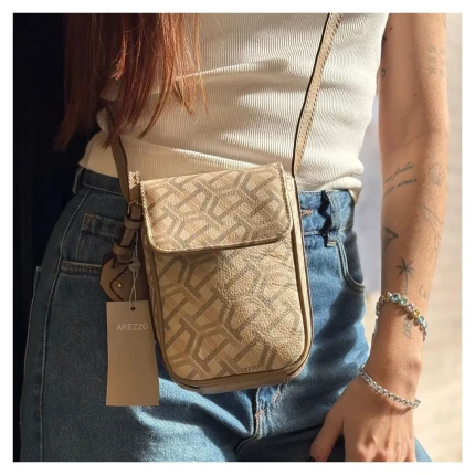 Bolsa Couro Transversal Arezzo