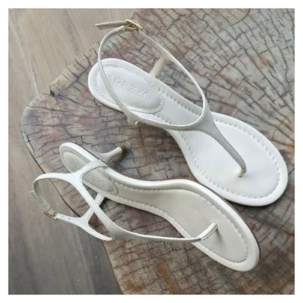 Sandalia Thong Arezzo