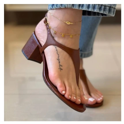 Sandalia Couro Arezzo