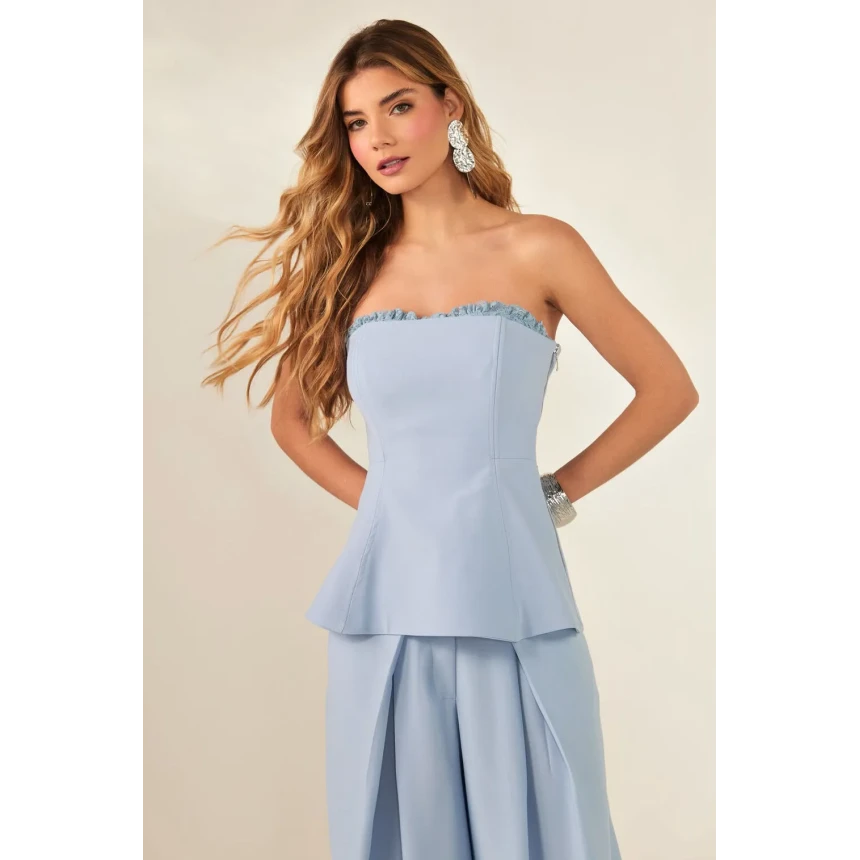 Top Peplum e Renda