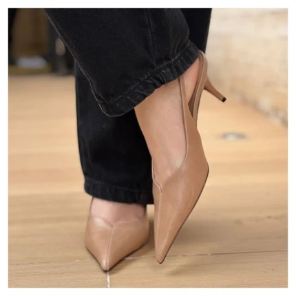 Scarpin Slingback Couro Arezzo