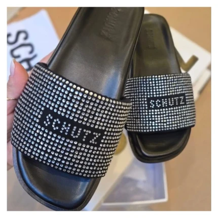 Papete Studs Preta Schutz