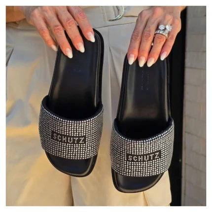 Papete Studs Preta Schutz