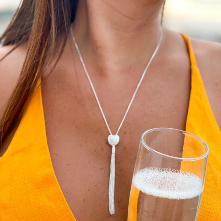 Gargantilha Prata Leve Veneziana c/ Pingente Coração Cravejado e Franja