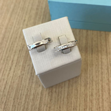 Aliança de Compromisso Prata c/ Friso Cravejado / 4mm (Valor da unidade)