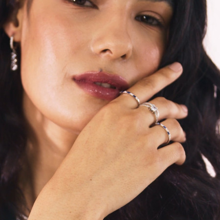 Anel Prata c/ Ródio Aparador Zircônia Safira Baguete