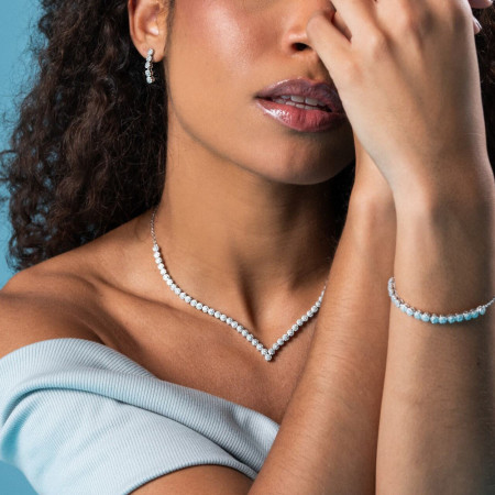 Conjunto Prata c/ Ródio "V" Flores Cravejadas