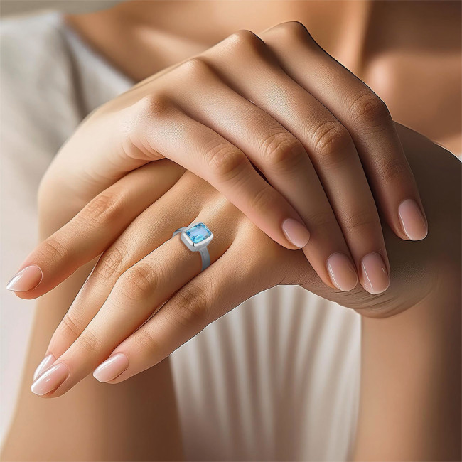 Anel Prata Pedra Natural Topázio Azul Retangular Embutida