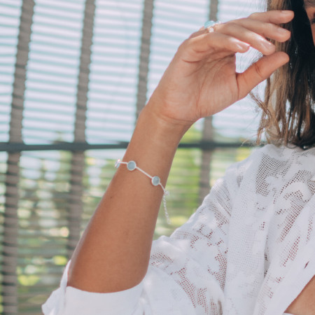 Pulseira Prata c/ Cinco Pedras Redondas de Calcedônia Azul Natural