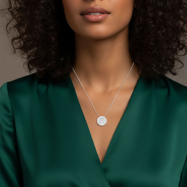 Gargantilha Prata "Espírito Santo" c/ Borda Cravejada