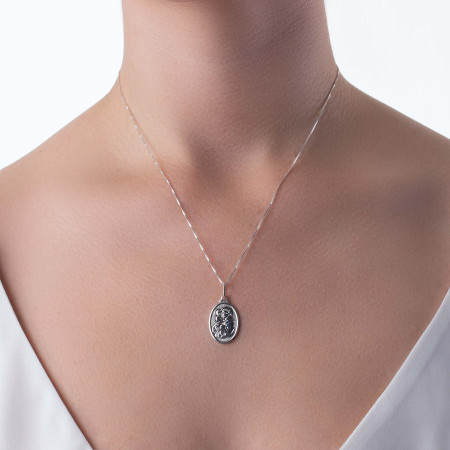 Pingente de Prata Medalha Oval Santo Antonio Acetinada