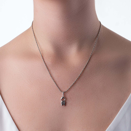 Pingente de Prata Menino Roupa Envelhecida