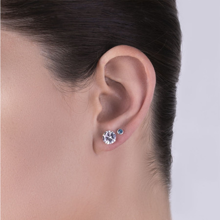 Brinco Prata Fixo Cristal Azul Embutido 3mm