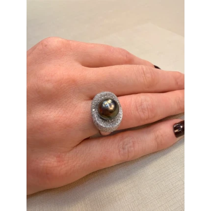 Anel Pérola Negra e Diamantes