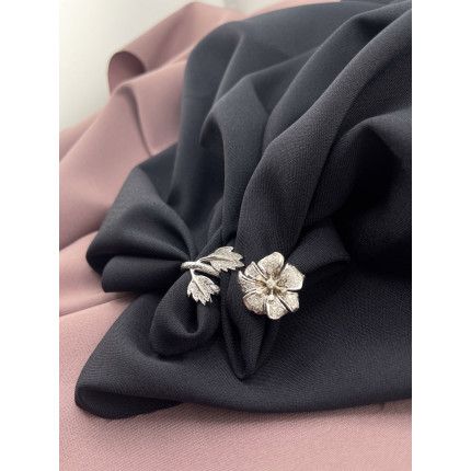 Anel Flor com Diamantes Articulado