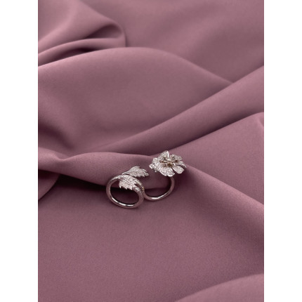 Anel Flor com Diamantes Articulado
