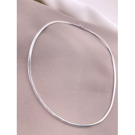 Gargantilha Omega Laminada