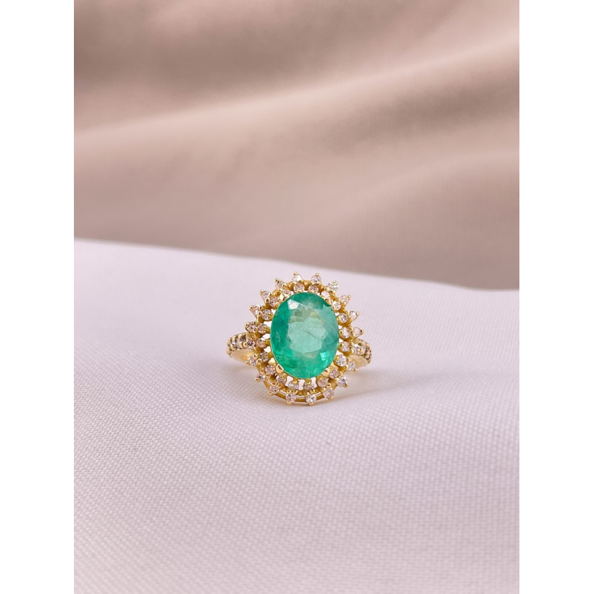 Anel Esmeralda e Diamantes