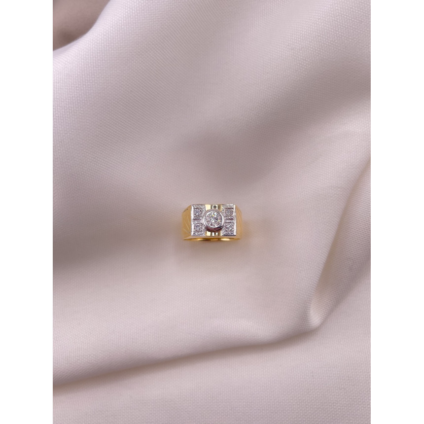 Anel com Diamantes