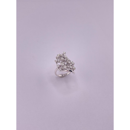 Anel com Diamantes