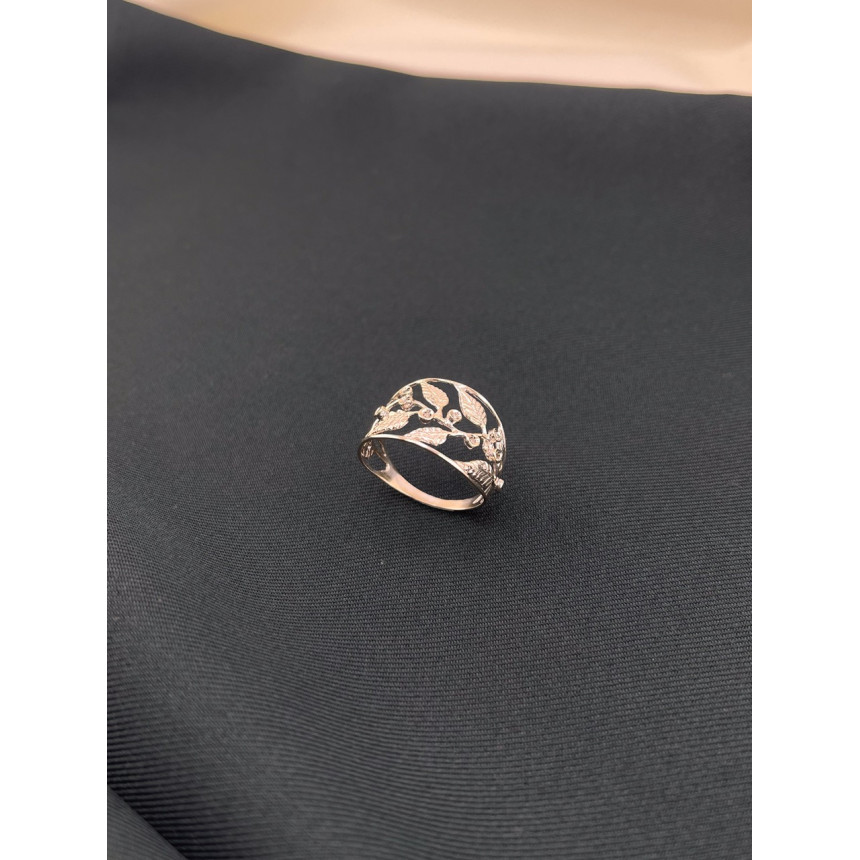 Anel Folhas com Diamantes