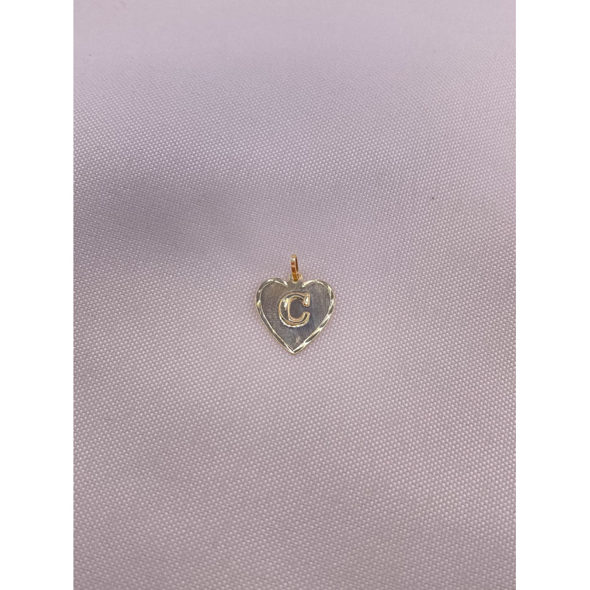 Pingente Coração com Letra C