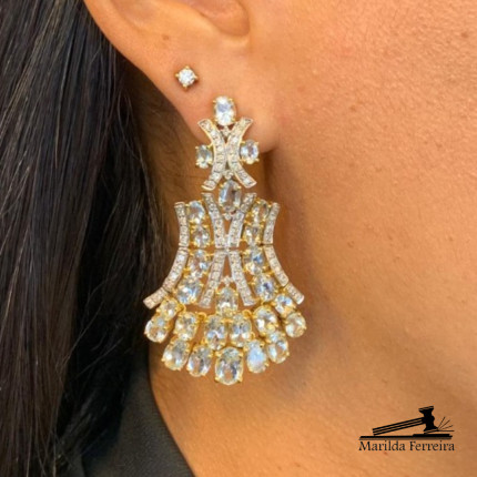 Brincos com Água Marinha e Diamantes