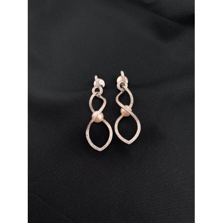 Brincos com Pérola e Diamantes