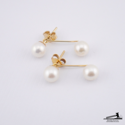 Brincos de Pérola  Modelo Piercing