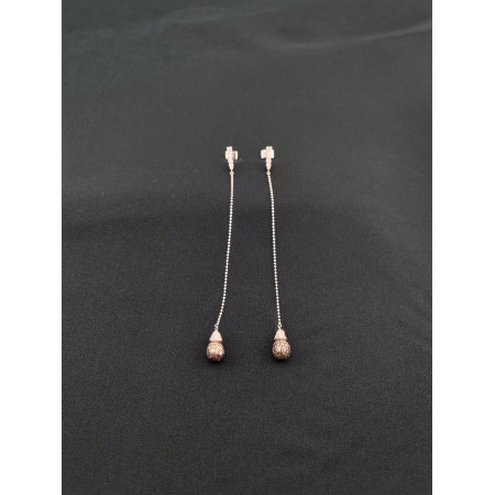 Brincos Alongados com Diamantes