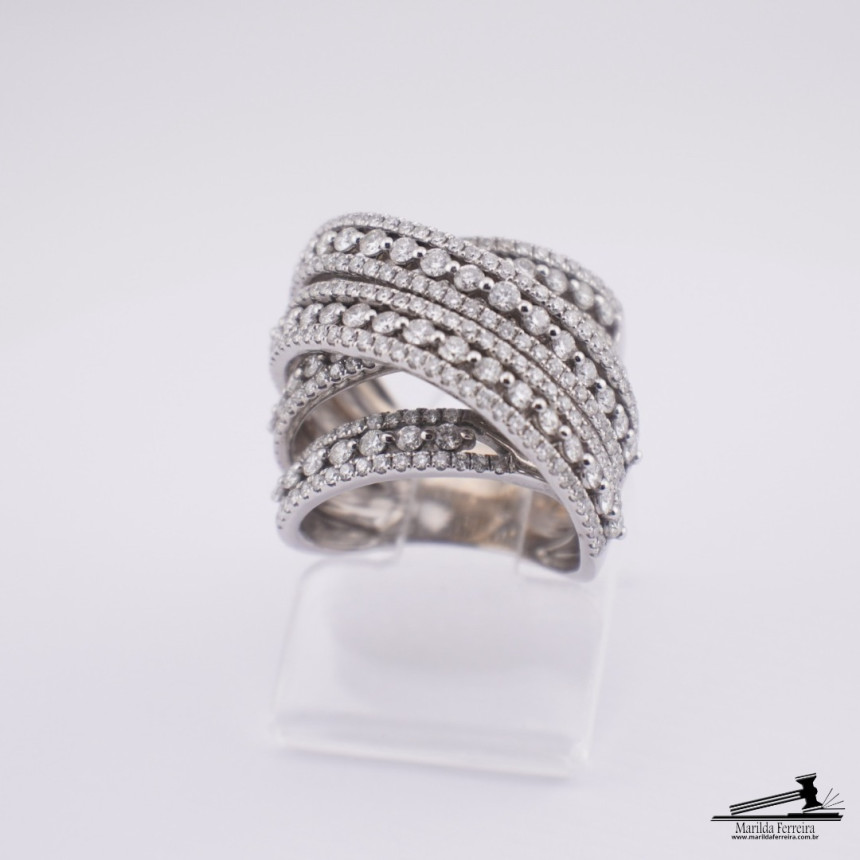 Anel Orbital Ouro Branco com Diamantes